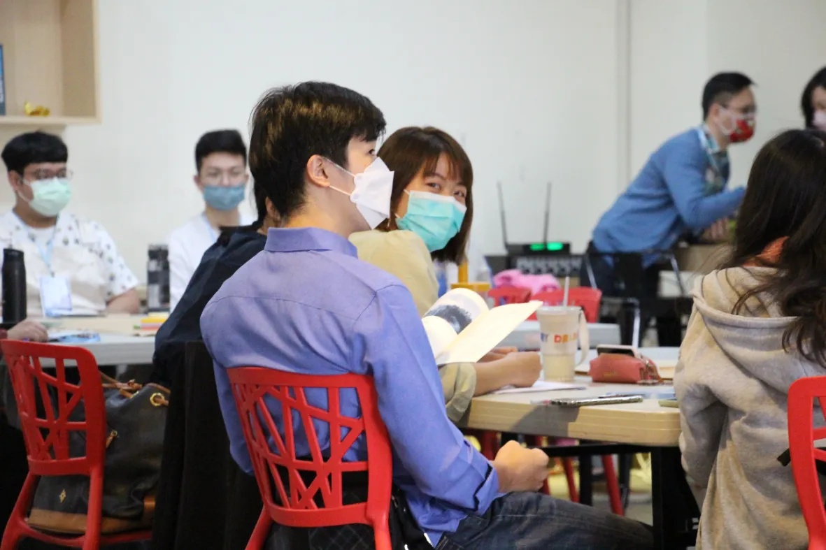 低薪青年對心理健康資源運用與阻抗-雲嘉南高屏5縣市為例4